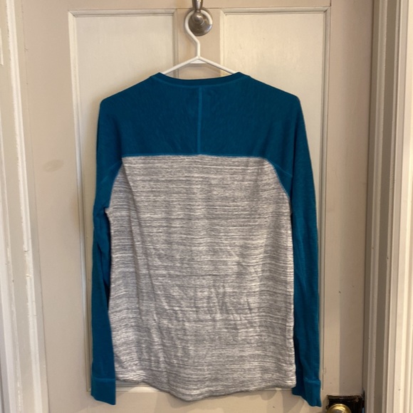 American eagle Henley grey and turquoise - Picture 2 of 3